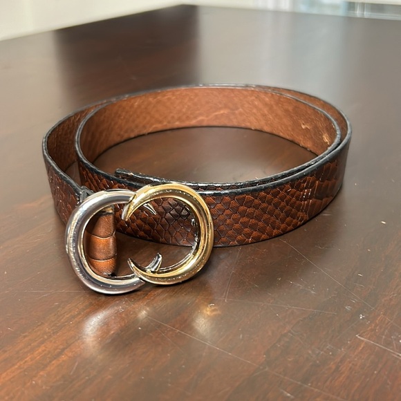 IZETTE Croc Embossed Leather Belt with Double C Two Tone Belt Buckle - Picture 3 of 15